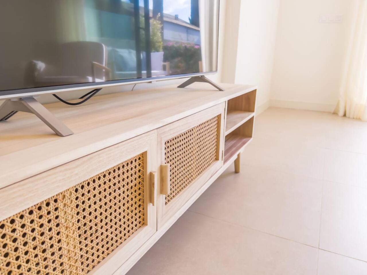 Apartment Bajo Con Jardin En La Milla De Oro Marbella